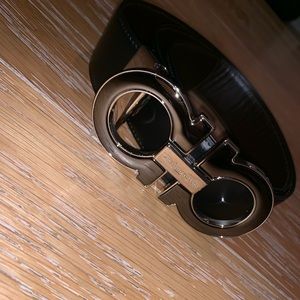 Men’s ferragamo belt